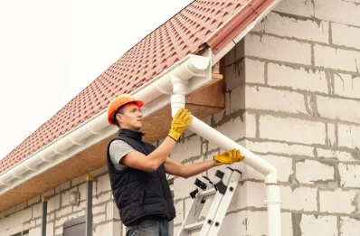 Pose et remplacement de gouttières à Velving